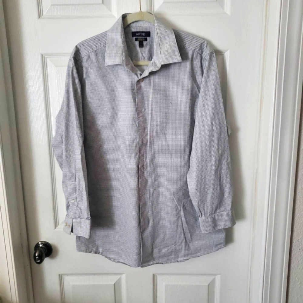 Apt 9 men's dress shirt